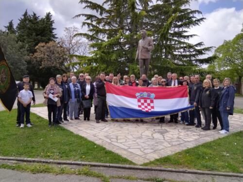 WhatsApp Image 2022-04-24 at 10.19.21 (1)